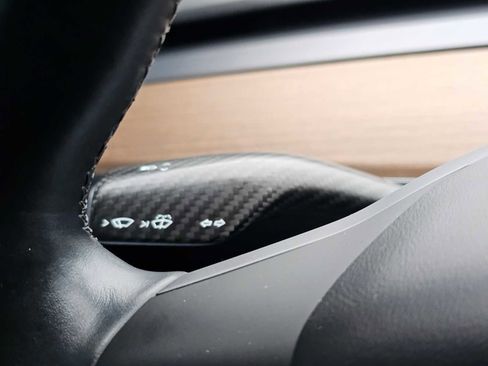 Used 2018 Tesla Model 3 Long Range image 38