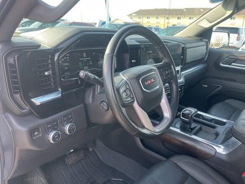 Used 2025 GMC Sierra 1500 SLT w/ SLT Premium Plus Package image 20