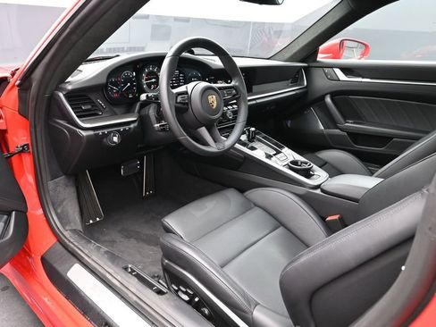 Certified 2025 Porsche 911 Turbo S AWD/4WD image 4