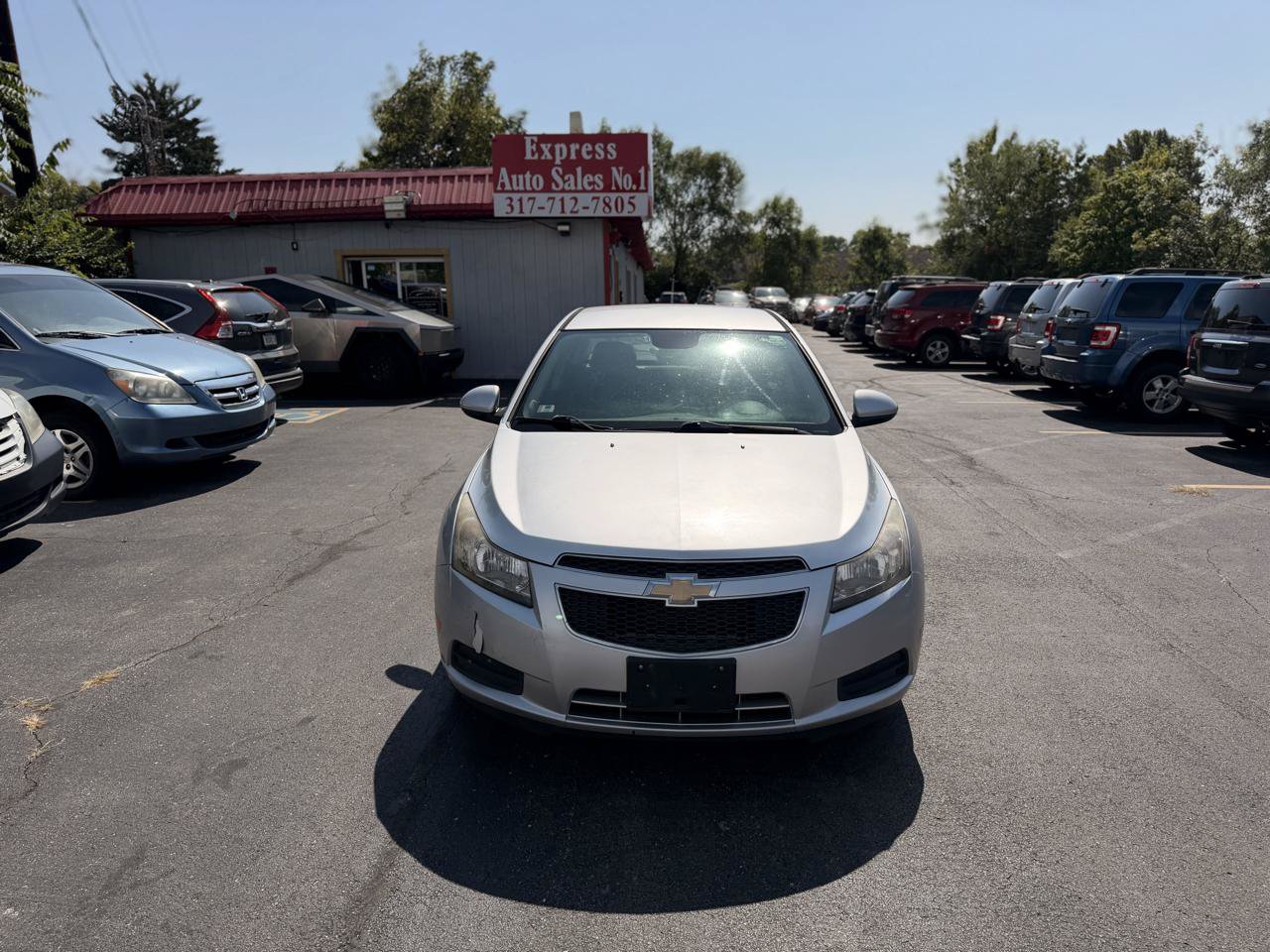 Used 2012 Chevrolet Cruze LT FWD image 2