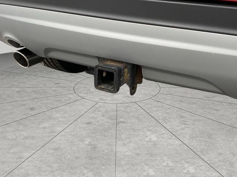 Used 2017 Ford Escape SE image 5