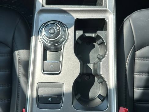 Used 2024 Ford Edge SEL w/ Convenience Package AWD/4WD image 14