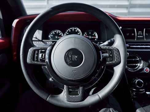 Used 2022 Rolls-Royce Cullinan Black Badge image 60