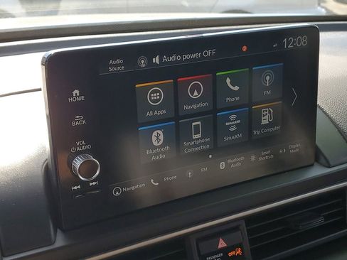 Used 2025 Honda Pilot Black Edition image 20