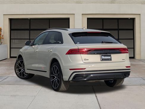 Used 2023 Audi Q8 Premium Plus w/ Premium Plus Package image 2