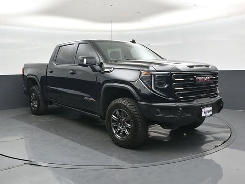Used 2024 GMC Sierra 1500 AT4X image 1