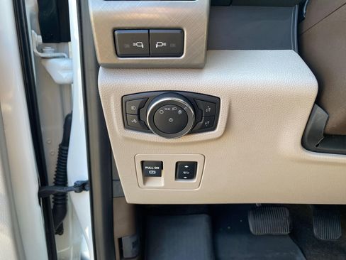 Used 2020 Ford F150 Limited AWD/4WD image 24