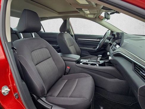 Used 2023 Nissan Altima 2.5 SV w/ SV Premium Package image 20