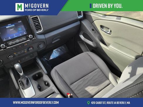 Used 2024 Nissan Frontier SV w/ Technology Package AWD/4WD image 14