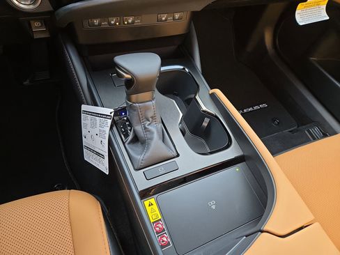 New 2025 Lexus ES 350 350 image 22