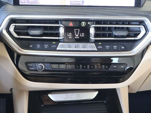 Used 2022 BMW X3 xDrive30i w/ Premium Package 2 image 17