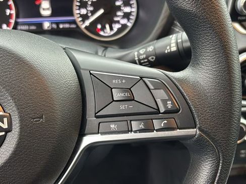 Used 2024 Nissan Sentra SV image 18