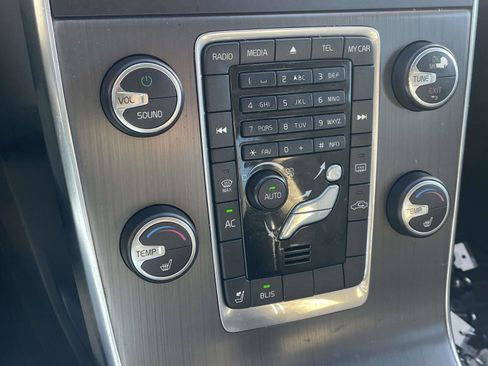 Used 2012 Volvo S60 T5 image 29