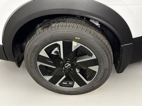 New 2026 Nissan Kicks SV w/ SV Premium Package AWD/4WD image 26