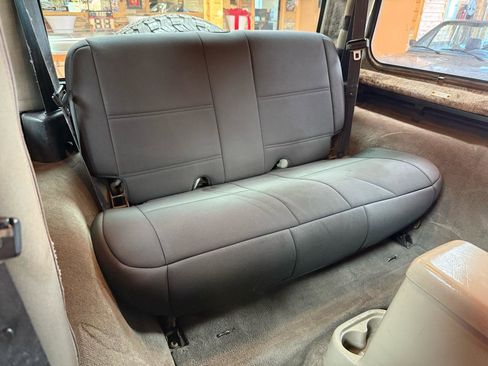 Used 2003 Jeep Wrangler Sahara AWD/4WD image 23