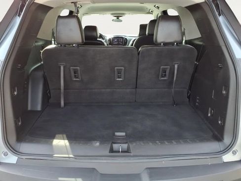 Used 2021 Chevrolet Traverse LT AWD/4WD image 6
