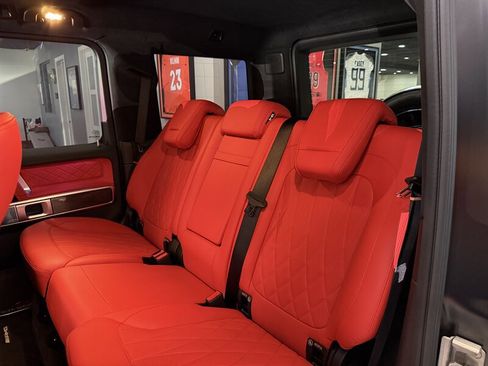 Used 2025 Mercedes-Benz G 63 AMG 4MATIC image 14
