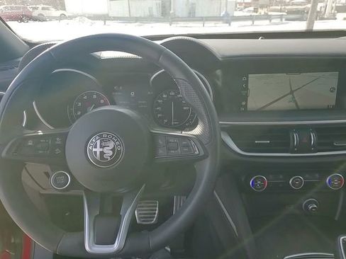 Used 2022 Alfa Romeo Stelvio Ti image 29
