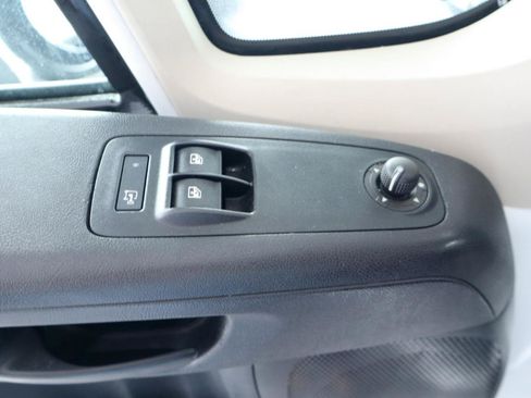 Used 2017 RAM ProMaster 2500 FWD image 25