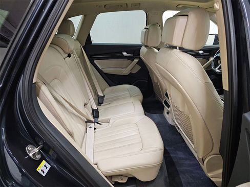 Used 2018 Audi Q5 2.0T Premium Plus image 12