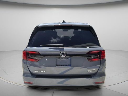 Certified 2024 Honda Odyssey Sport image 6