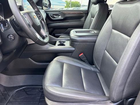Used 2024 Chevrolet Tahoe LT w/ LT Signature Package AWD/4WD image 12