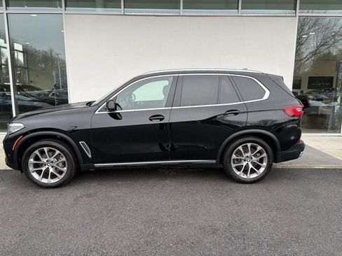Used 2020 BMW X5 xDrive40i w/ Premium Package image 2