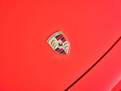 Used 2020 Porsche 911 Carrera 4S AWD/4WD image 7