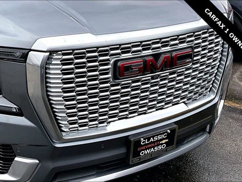 Used 2021 GMC Yukon Denali w/ Denali Premium Package image 33