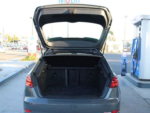 Used 2017 Audi A3 e-tron Premium Plus w/ Technology Package image 42