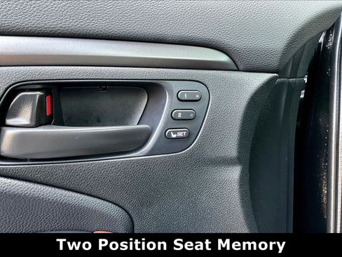 Used 2025 Honda Passport EX-L image 36