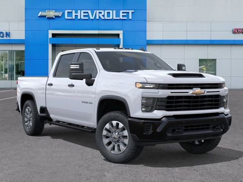 New 2026 Chevrolet Silverado 2500 Custom w/ Custom Value Package AWD/4WD image 7