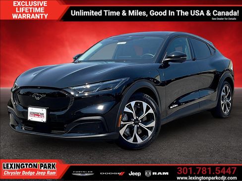 Used 2025 Ford Mustang Mach-E Select w/ Comfort Package Lite AWD/4WD image 3