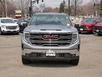 New 2026 GMC Sierra 1500 SLT w/ SLT Premium Plus Package