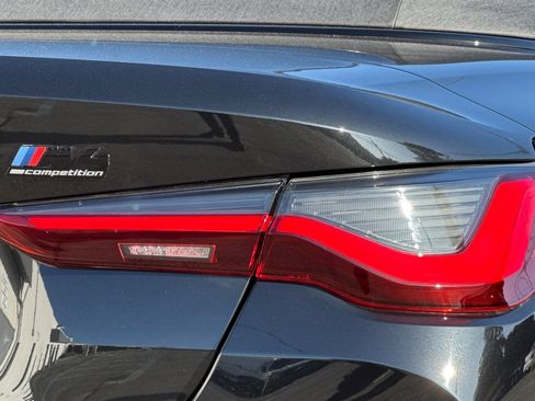 Used 2022 BMW M4 xDrive Competition image 13