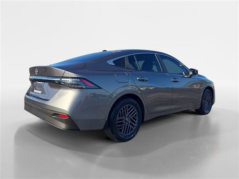 New 2026 Nissan Sentra SV w/ SV Convenience Package FWD image 5