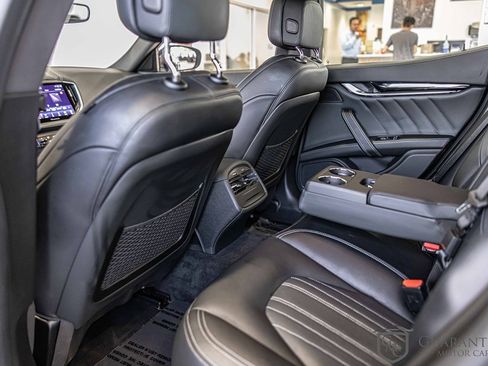 Used 2021 Maserati Ghibli S GranLusso image 39