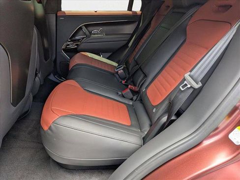 New 2025 Land Rover Range Rover Sport SV Edition Two image 15