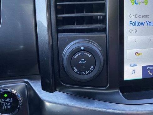 Used 2021 Ford F150 Lariat w/ Equipment Group 502A High image 32