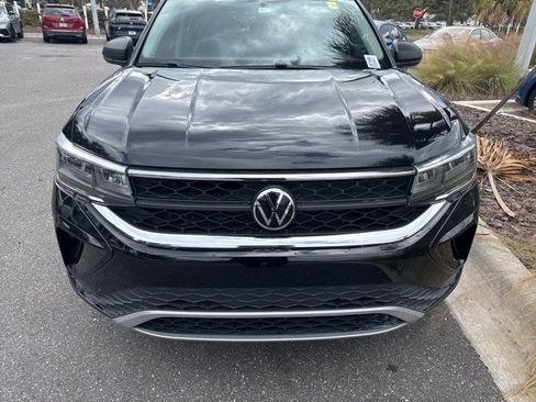 Used 2022 Volkswagen Taos S image 15