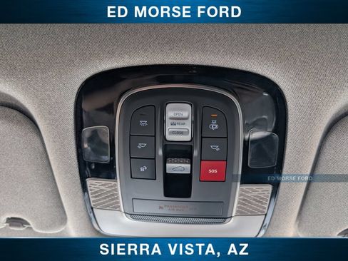 Used 2025 Hyundai Palisade Limited AWD/4WD image 21