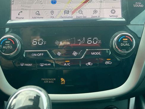 Used 2024 Nissan Murano SL FWD image 16