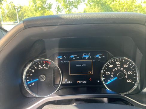 Used 2017 Ford F150 Lariat w/ Equipment Group 502A Luxury AWD/4WD image 27