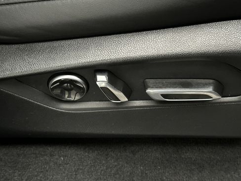 Used 2022 Acura MDX SH-AWD w/ Technology Package image 27