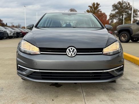 Used 2019 Volkswagen Golf 4-Door image 2