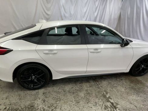 Certified 2025 Honda Civic Sport image 9