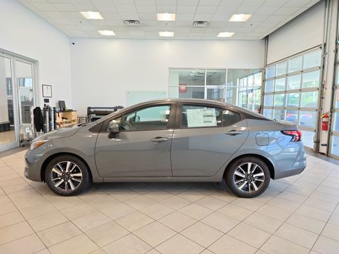 New 2025 Nissan Versa SV w/ Trunk Package FWD image 6