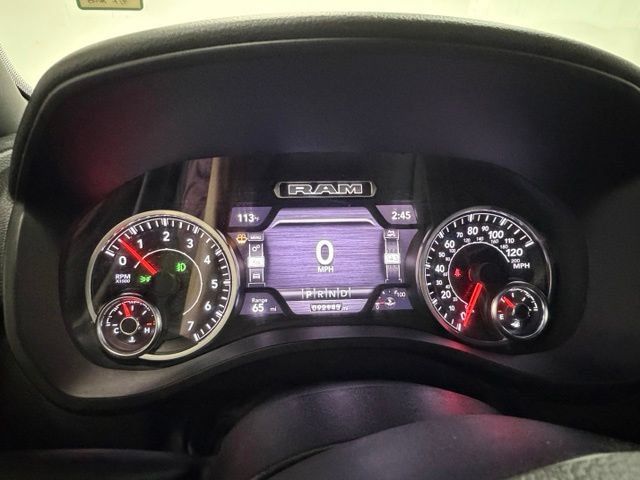 Used 2024 RAM 1500 Big Horn AWD/4WD image 25