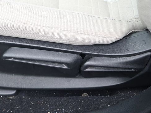 Used 2024 Honda HR-V LX image 10