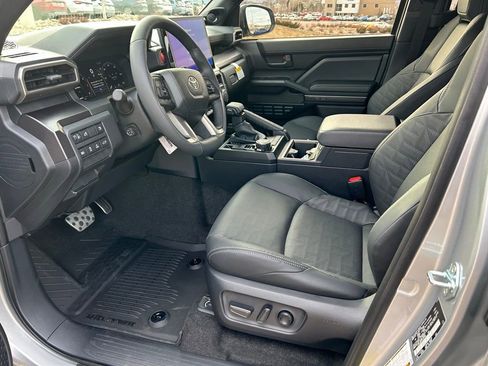 Used 2026 Toyota Sequoia Platinum image 11